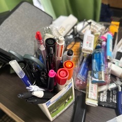 美容パック、工具、文房具、ライターの画像