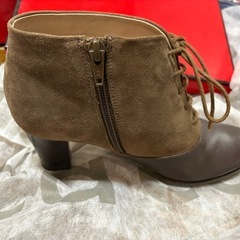 ショートブーツCOCAの画像