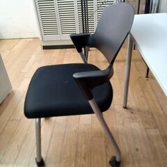 ★リユースのサカイつくば店★TK7690 コクヨ オフィスチェア ブラック H81×D53×W51 クリーニング済みの画像