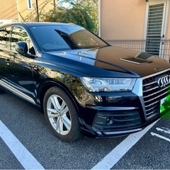 アウディ Ｑ７ ３．０ＴＦＳＩsライン　クワトロアダプティブエア...