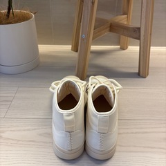 zara ブーツの画像