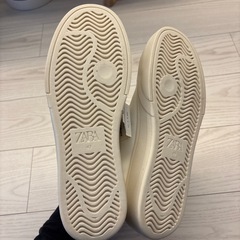 zara ブーツの画像