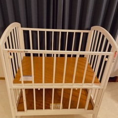 カトージ　ベビーベッド　ミニ　ホワイト　白の画像