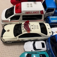 はたらくくるまや電車等の画像