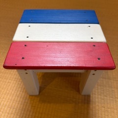 ①ペット用餌台　フードスタンド　木製　植木置きの画像