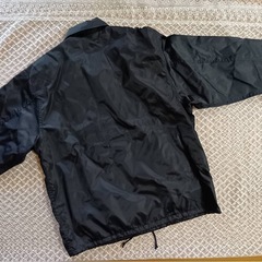 CONVERSE 黒 ナイロンジャケットの画像