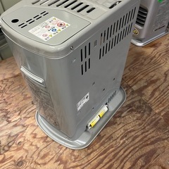 (木造8畳・鉄筋10畳)コロナ　石油ストーブタンク4Lの画像