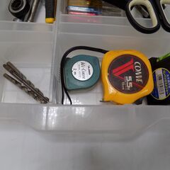 工具いろいろケース詰め合わせ　サビ・よごれあり　ケースフタ止め破損あり　　の画像