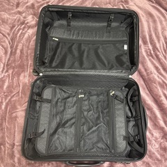 スーツケース　キャリーバッグ　キャリーケース　黒　ブラック Mサイズの画像