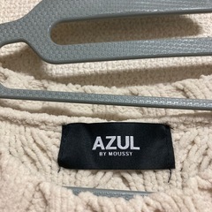 AZUL セーター（ホワイト）の画像
