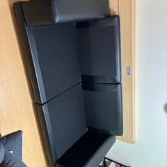 ソファー３人掛けの画像