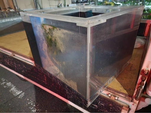 アクリル水槽 900×900×600