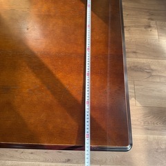 折りたたみテーブルの画像