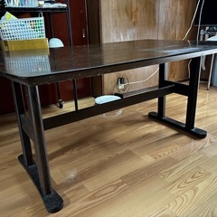 大型ダイニングテーブル150x90x70 ニトリ　天然木の画像