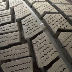 30系ヴェルファイア    ホイル付スタッドレスタイヤ4本 1シーズン使用の画像