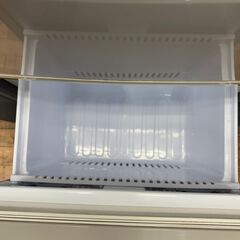 リサイクルショップどりーむ鹿大前店　No.2142　冷蔵庫　2014年製　シャープの画像