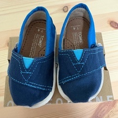TOMSベビーシューズの画像