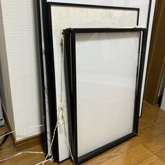 スチール額縁の画像
