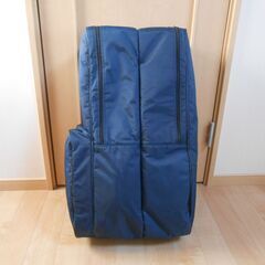 テニスラケットバッグの画像