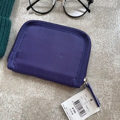 【決まりました】新品未使用 小物2点セット（ニット帽 メガネ ）男女兼用の画像