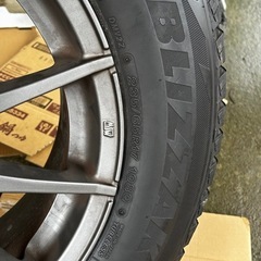 ブリヂストン 17インチ スタッドレスタイヤ ホイール　PCD 108 ですの画像