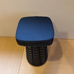 クッション付きスツール　折りたたみ椅子の画像