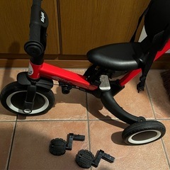 幼児用三輪車の画像