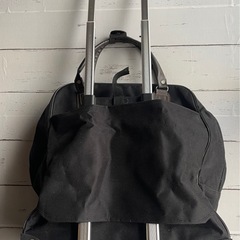  スーツケース ソフトキャリーバッグ 軽量 容量拡張可能 無地 2way 収納力 手荷物入れ キャリーバッグ 旅行 出張 機内持ち込み可 大容量防水 ユニバーサルホイール キャリーケース (ブラック,L)の画像