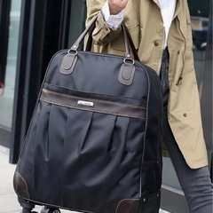  スーツケース ソフトキャリーバッグ 軽量 容量拡張可能 無地 2way 収納力 手荷物入れ キャリーバッグ 旅行 出張 機内持ち込み可 大容量防水 ユニバーサルホイール キャリーケース (ブラック,L)の画像