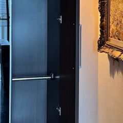 洋服タンス おしゃれなチョコレート色の画像