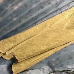 結婚式、2次会に薄い黄緑色のワンピースの画像