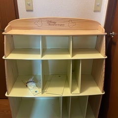 DWE ディズニー　本棚・おもちゃ棚
