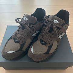 【直接渡しのみ】中古品 ニューバランス U2002R ブラウン