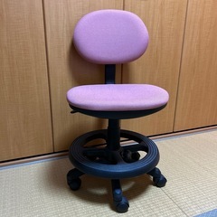 学習机の椅子の画像