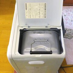 石油ファンヒーター　ダイニチ FW-465Lの画像