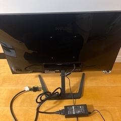 PHILIPS 24インチモニターの画像