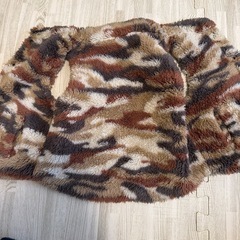 リバーシブルベスト　90センチの画像