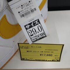 リユースのサカイ浦和店 【G040】●NIKE エアフォース1 LOW FD7039-100 29㎝の画像