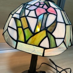 ステンドグラスランプの画像