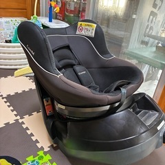 コンビ　チャイルドシート　　の画像