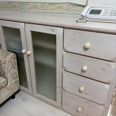 家具収納キャビネット取りに来てくれる方限定の画像