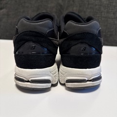 ニューバランス　スニーカー　2002R　の画像