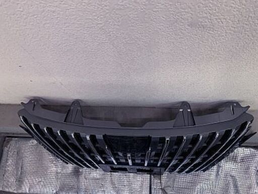 トヨタ エスクァイア (後期型) 純正 フロントグリル 事故無 破損なし
