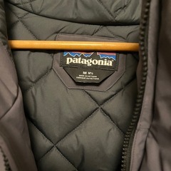 パタゴニア　新品M アウター　6万してますの画像