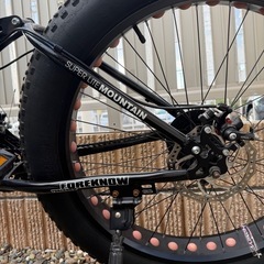 自転車　クロスバイクの画像