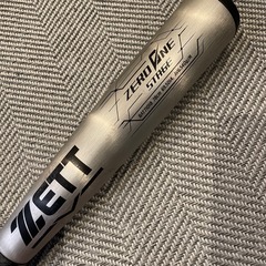 ZETT 少年野球用バットとケースの画像