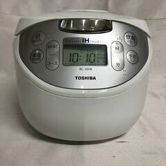 【北見市発】TOSHIBA 東芝 東芝IHジャー炊飯器 RC-10HK 2019年製 白 5.5合炊き 一人暮らし 新生活 引っ越し (E3859wYM)の画像
