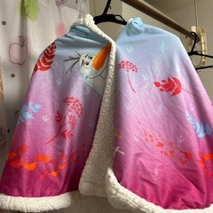 もこもこアナ雪ポンチョの画像