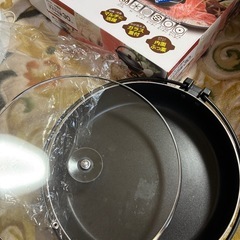 すき焼き鍋の画像