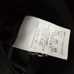 黒ストライプ　ビジネススーツの画像